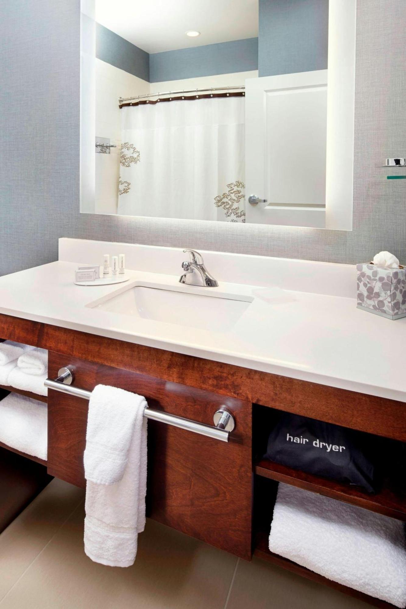 By Marriott Columbus 3* Dublin