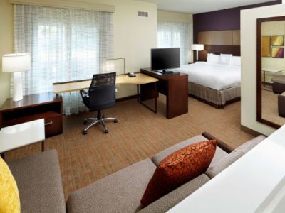 Hotel By Marriott Columbus Dublin